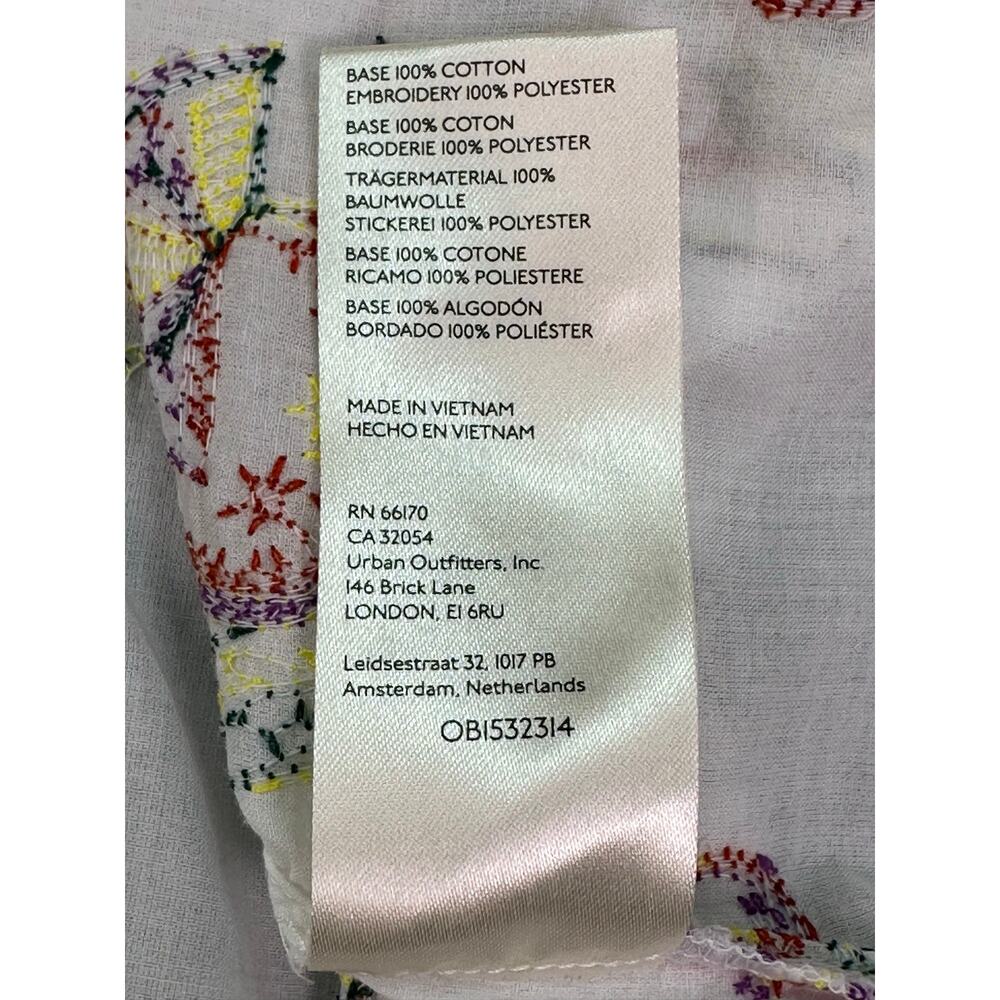 Anthropologie Pilcro Bella Embroidered Fruit Blouse White Cotton Medium Petite - Picture 12 of 12
